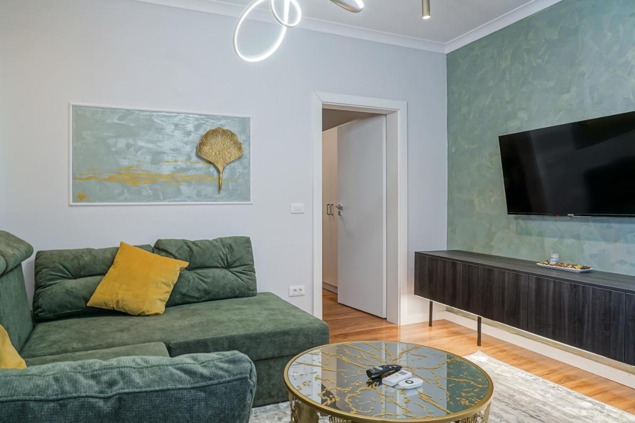 Charming 2bdr Apt Downtown Bucharest