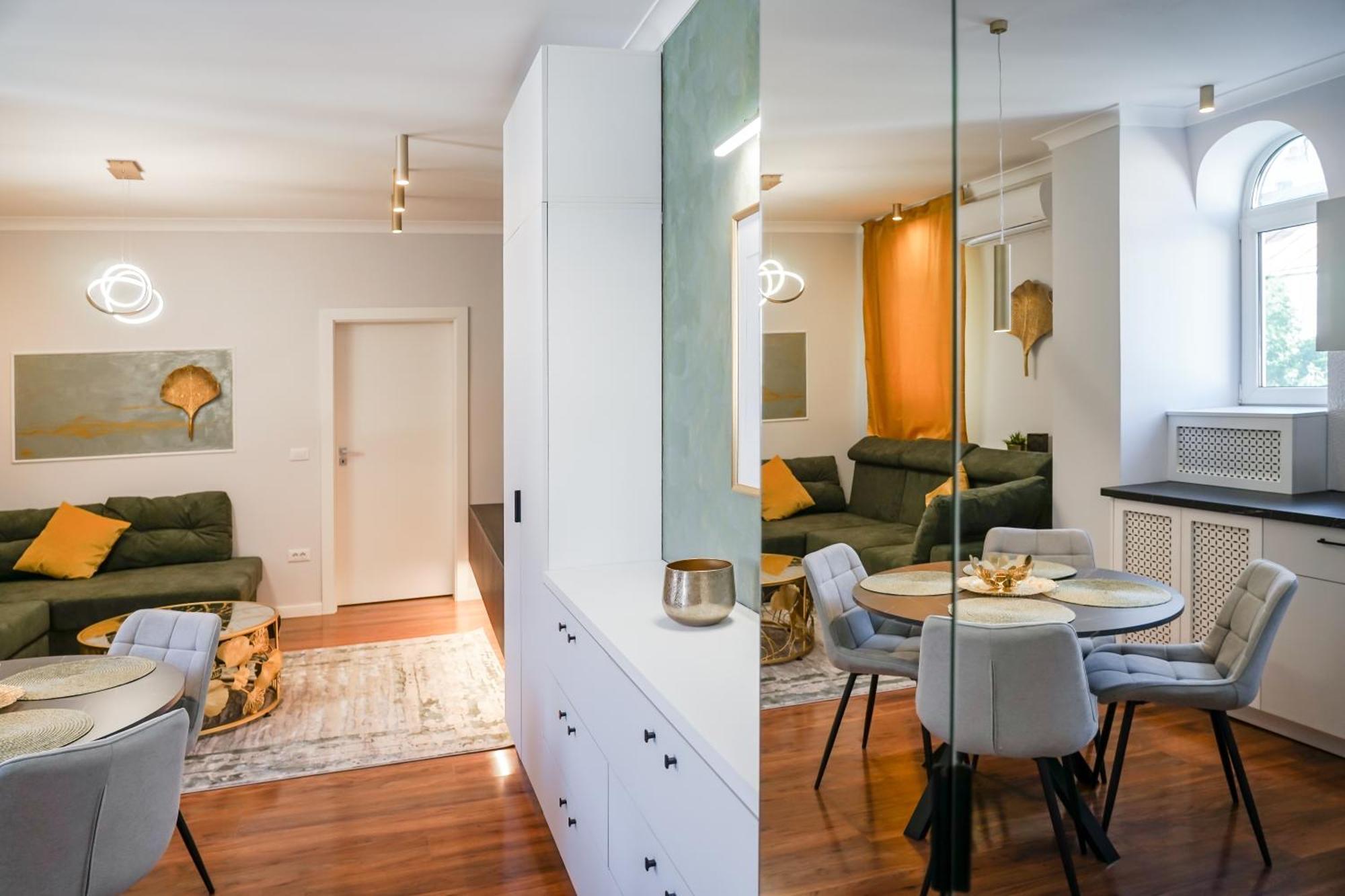 Apartment Charming 2bdr Apt Downtown